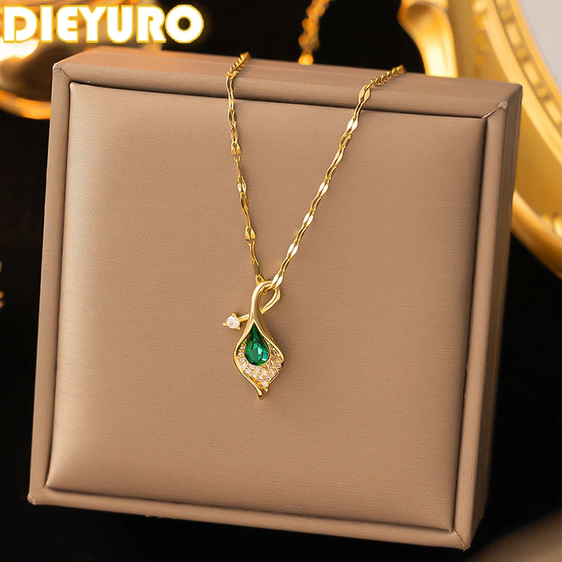 Stainless Steel Luxury Retro Green Zircon Crystal Leaf Necklace Women New Trend Fashion Neck Jewelry Glamorous Gift
